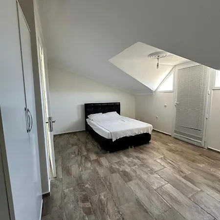 Villaasur Inst-mariyatourdidim *